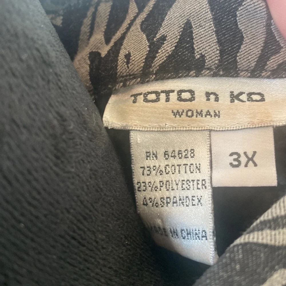 TOTO n KO Leopard and Tiger Animal Print Thick Button Down Shacket - Picture 3 of 4